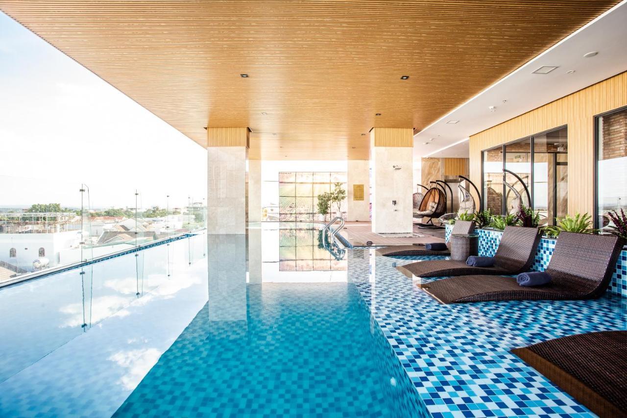 Thanh Mai Hotel Буонметхуот Екстер'єр фото