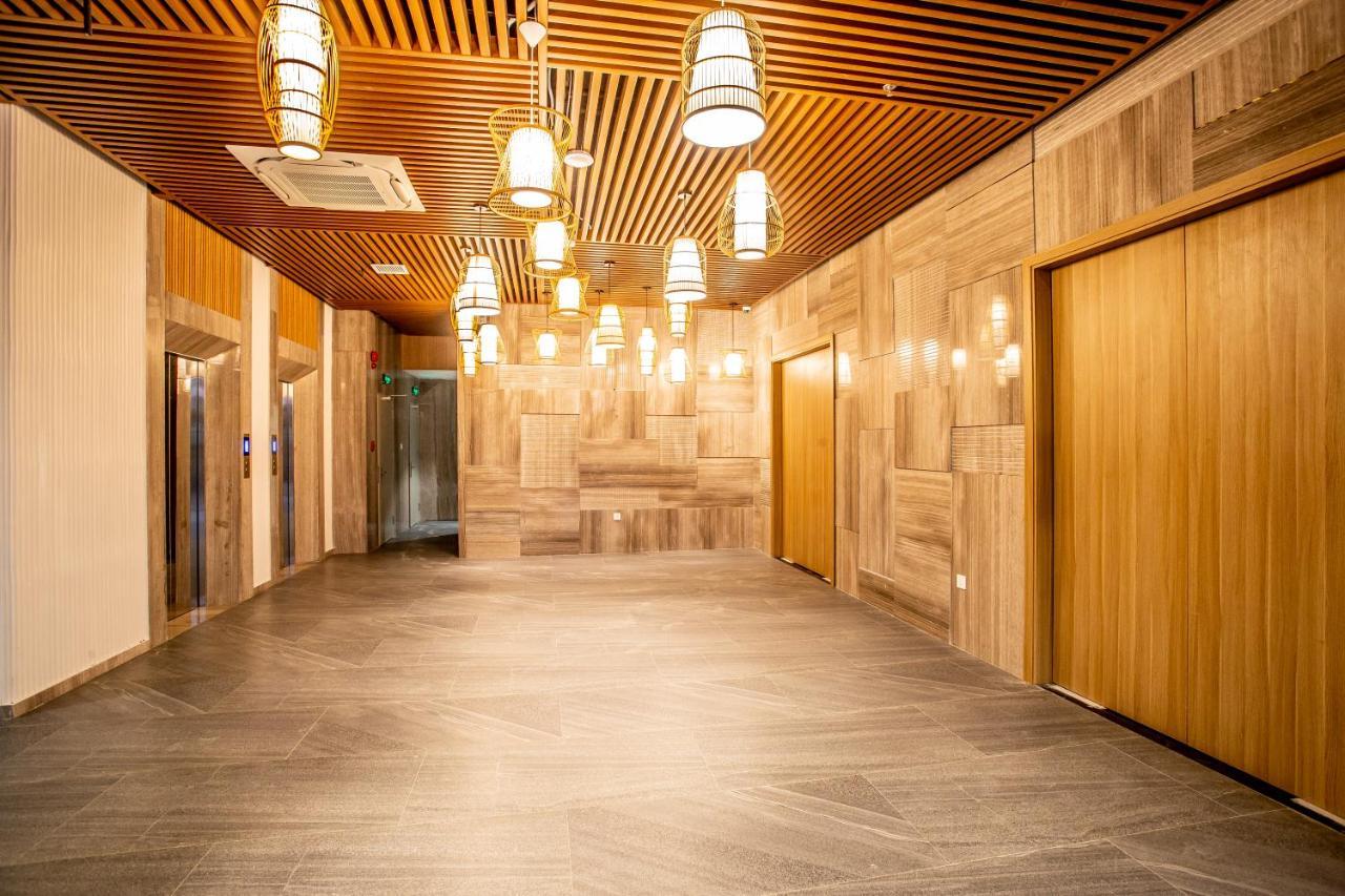 Thanh Mai Hotel Буонметхуот Екстер'єр фото