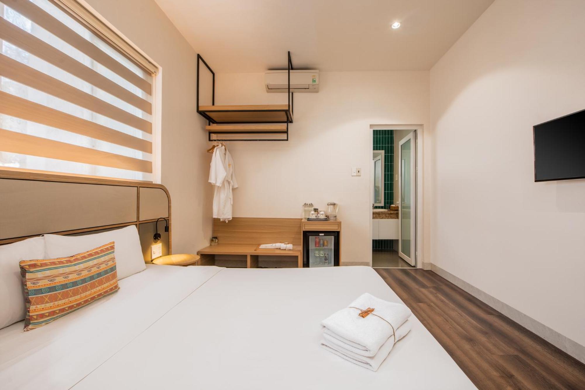 Thanh Mai Hotel Буонметхуот Екстер'єр фото